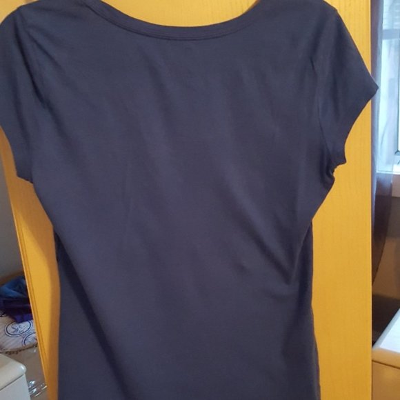 Blue, exquisitely designed Top - Picture 3 of 3